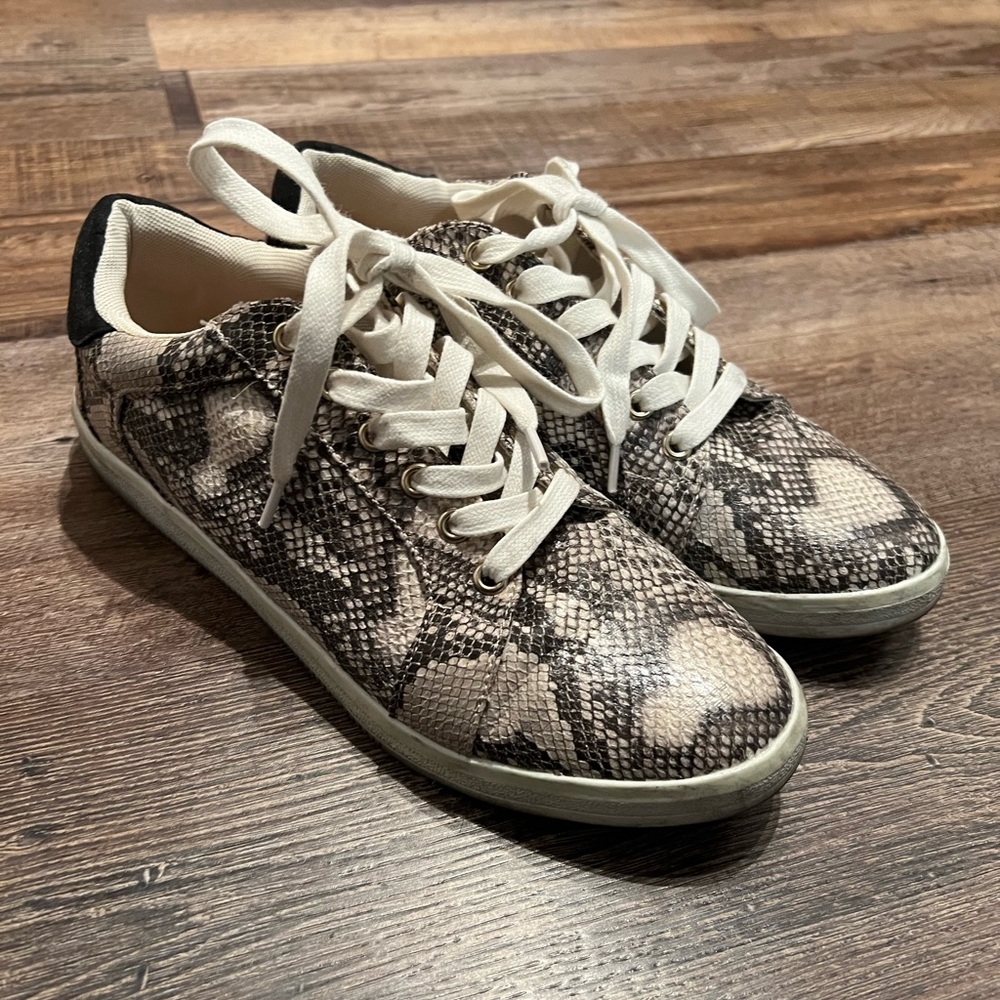 London Rag Snake Print Sneakers